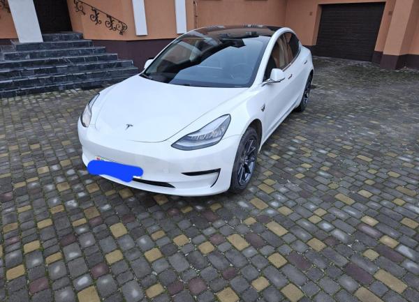 Tesla Model 3, 2020 год выпуска с двигателем Электро, 73 796 BYN в г. Барановичи